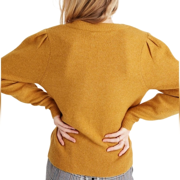 Madewell Westgate V-Neck Sweater in Coziest Yarn Heather Saffron Mustard XXS - Picture 6 of 10